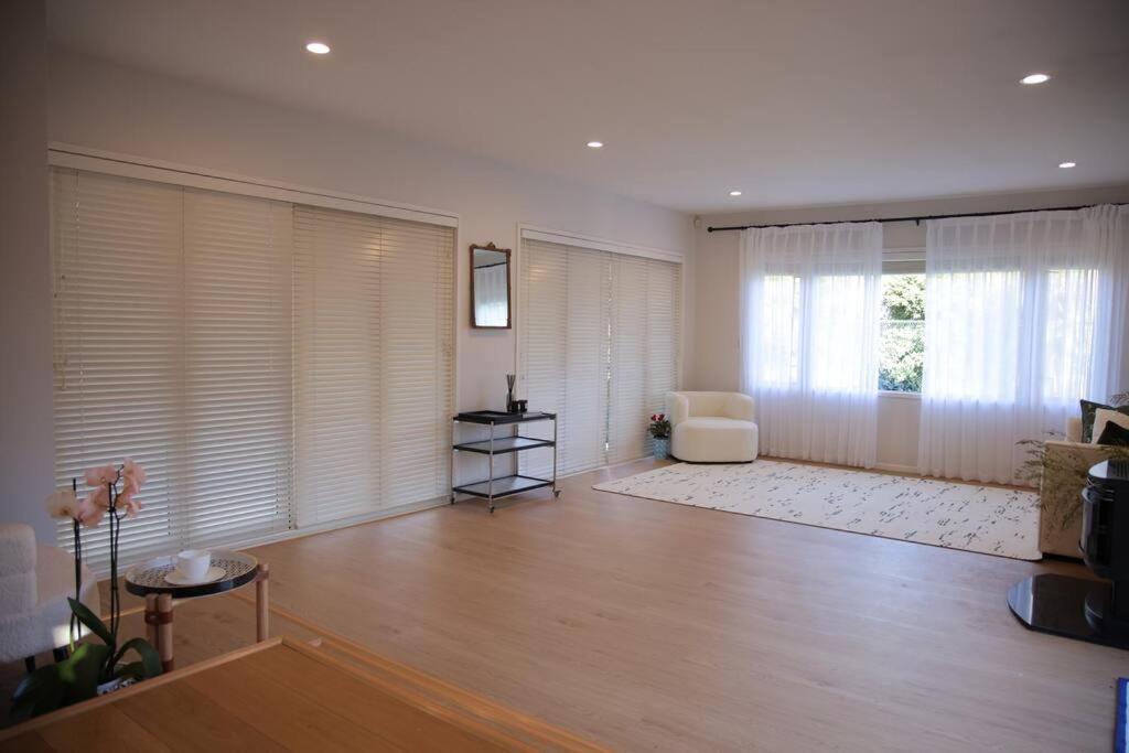 Modern Lifestyle Retreat With Stunning City View Auckland Dış mekan fotoğraf