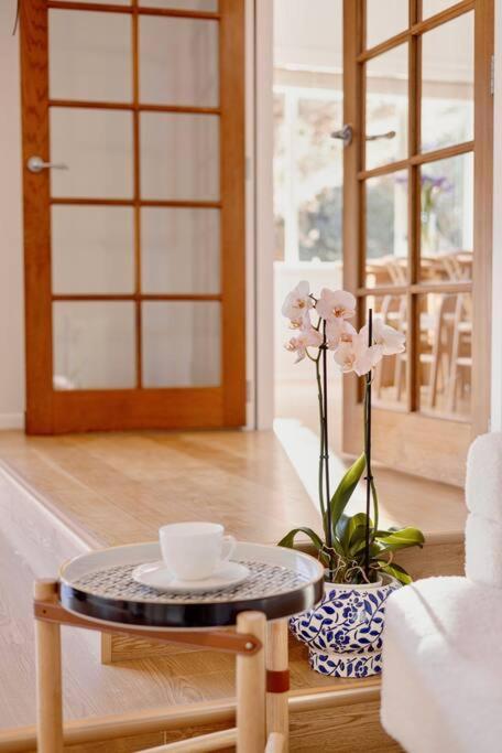 Modern Lifestyle Retreat With Stunning City View Auckland Dış mekan fotoğraf