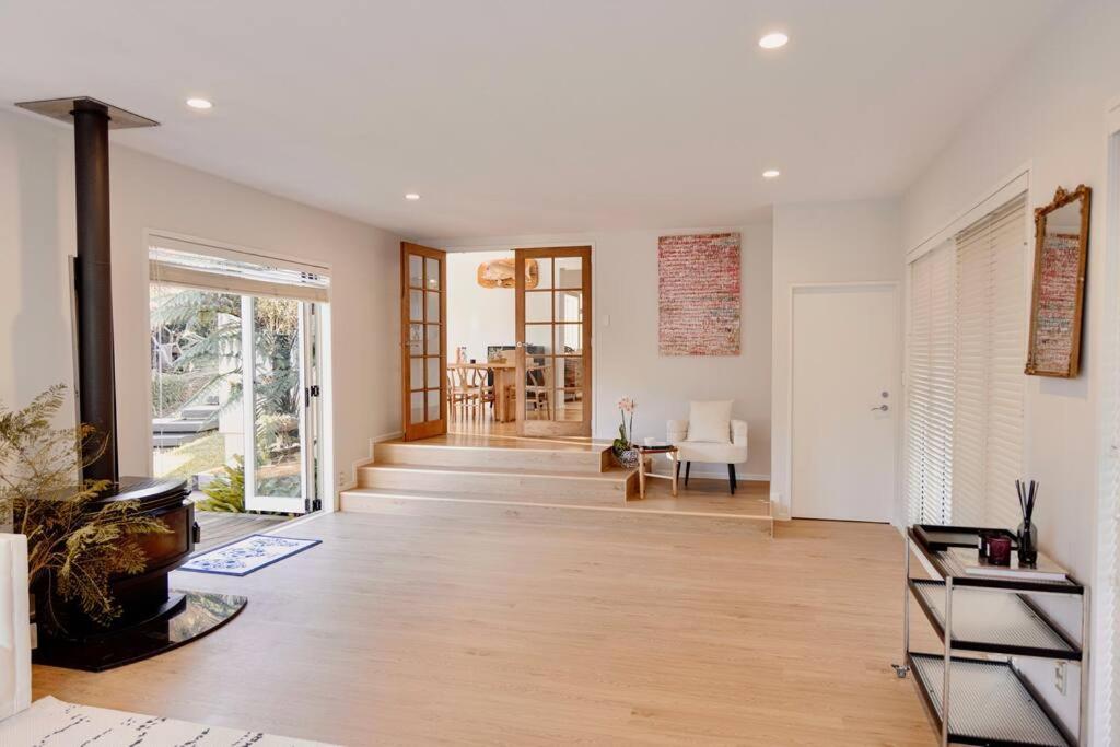 Modern Lifestyle Retreat With Stunning City View Auckland Dış mekan fotoğraf